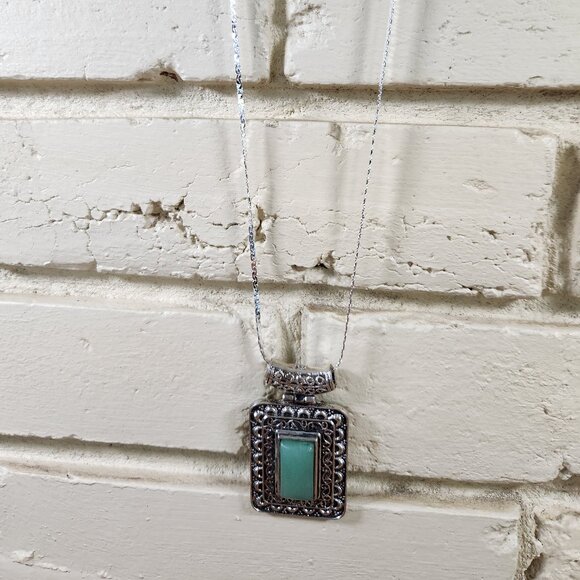 Vintage Native American Turquoise Necklace 925 Sterling Silver - Picture 2 of 4